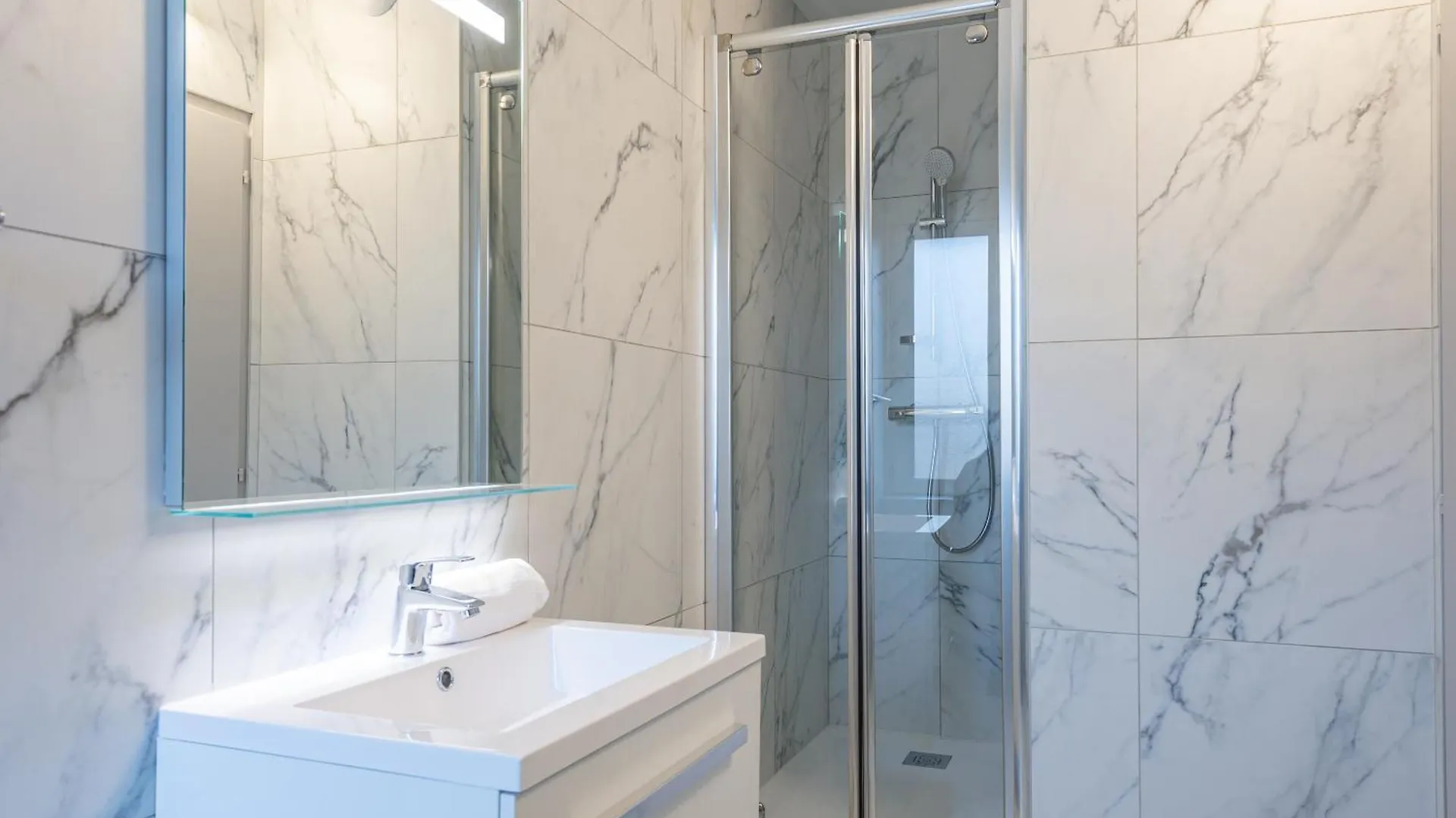 Les Tonnelles Apartamento Sévrier